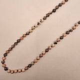 COLLAR ANUDADO PIEDRAS