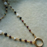 COLLAR EMBARRILADO PIEDRAS